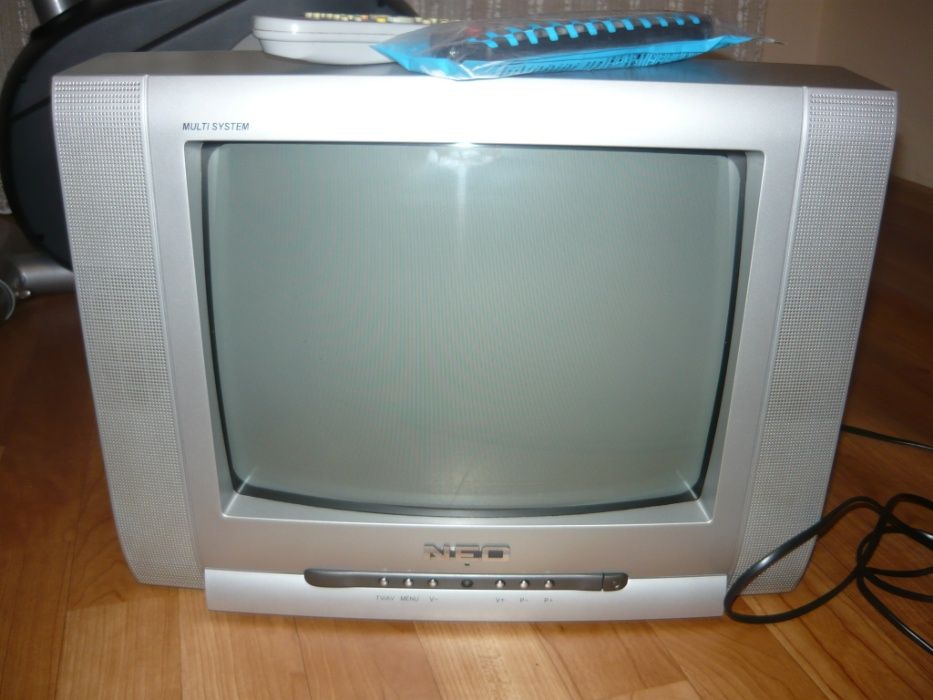 NEO -цветен телевизор