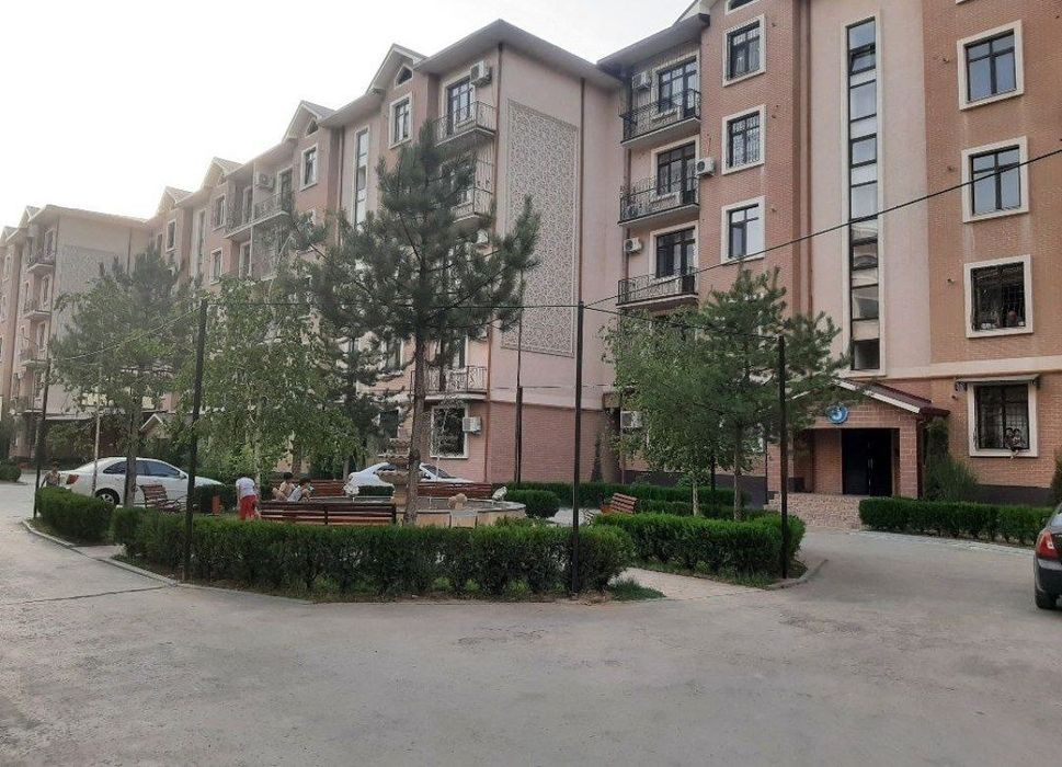 Arenda novastroyka Bel tepa Golden house 4 xona 130 kvadrat 1 etaj