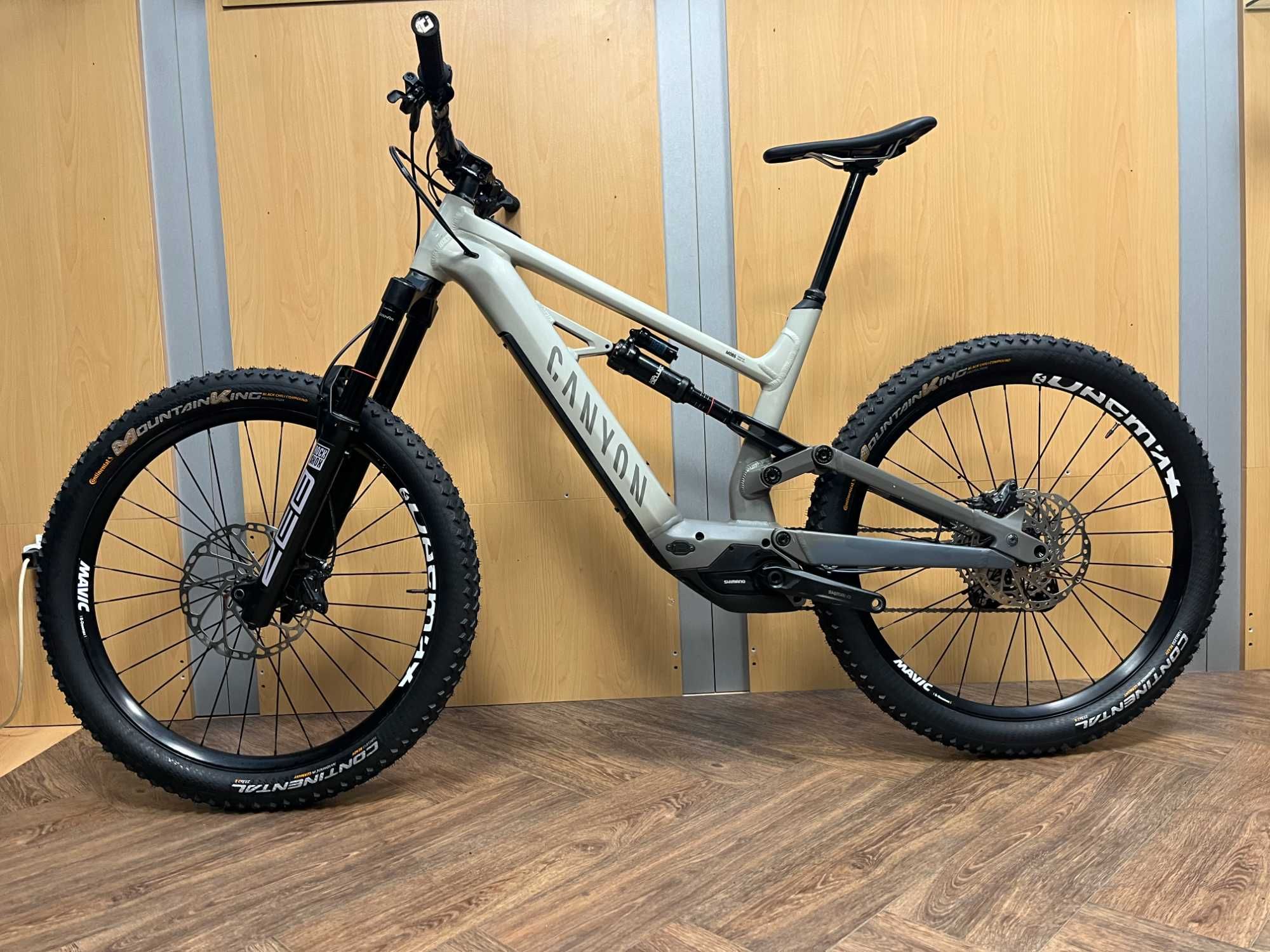 +Ел.велосипед Canyon Torque:ON 7/L-size/27.5"/full suspension 180+