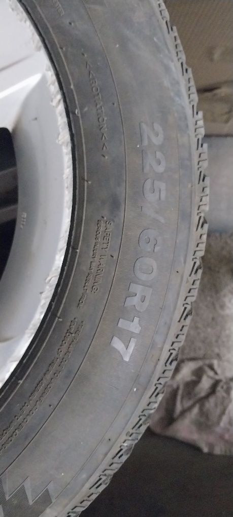 Продаётся шины r17
