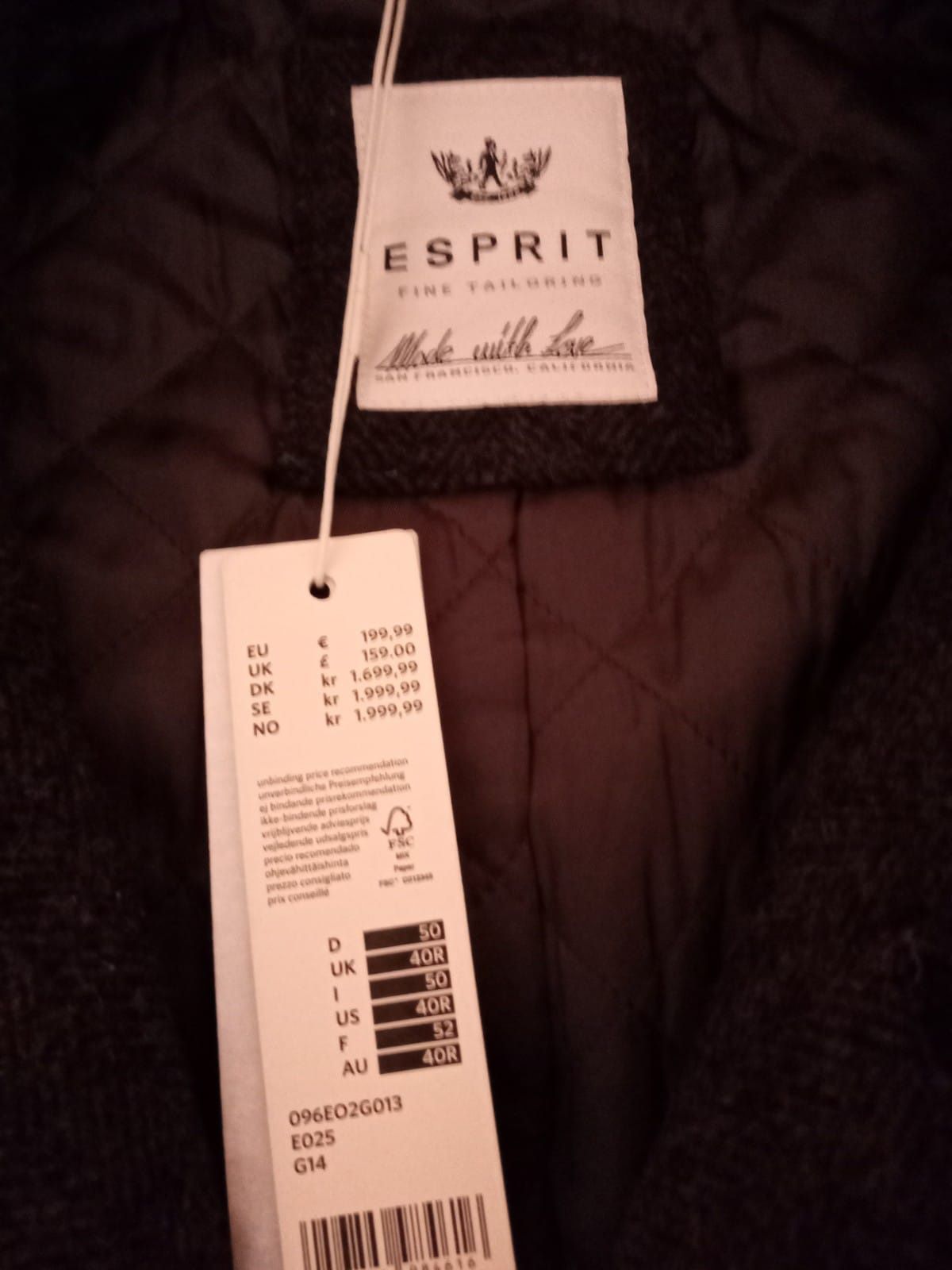 Новое стильное мужское пальто  "ESPRIT"