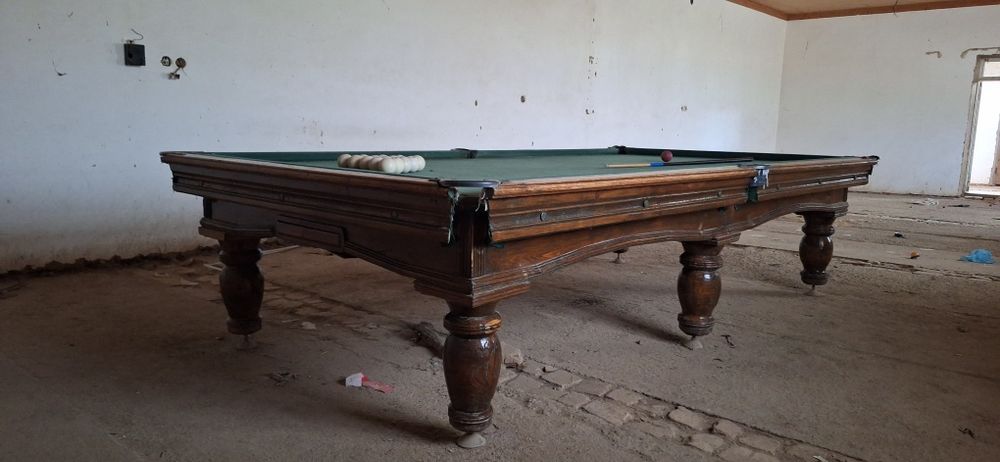 Бильярд стол сотилади