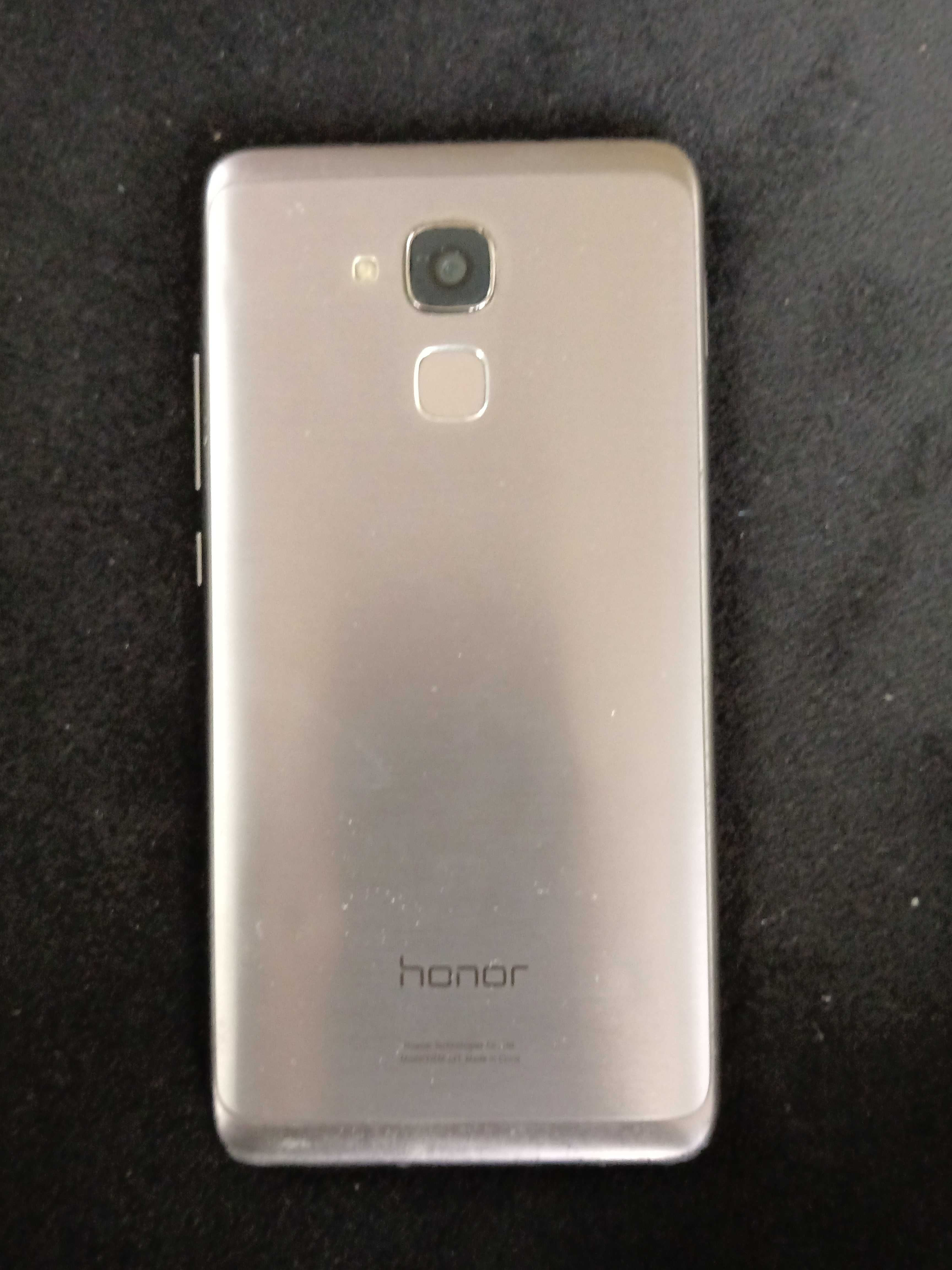 HONOR 7 LITE със 16GB Памет