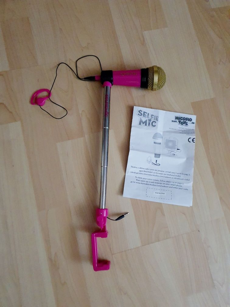 Jucarie Microfon"SelfieMic"Nicoro Toys si geantă lumini MC 2 SMART