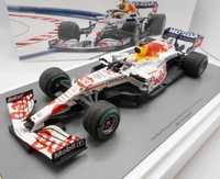 Macheta red bull f1 formula 1  marca Spark  scara 1/18 Max Verstappen