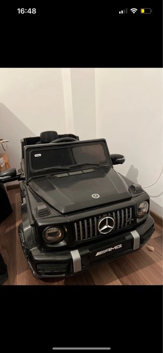 Masina de jucarie Mercedes