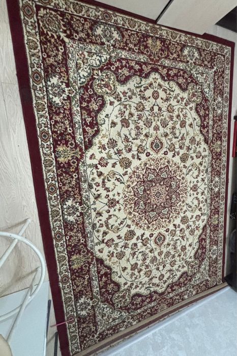 Продается ковры 2/3