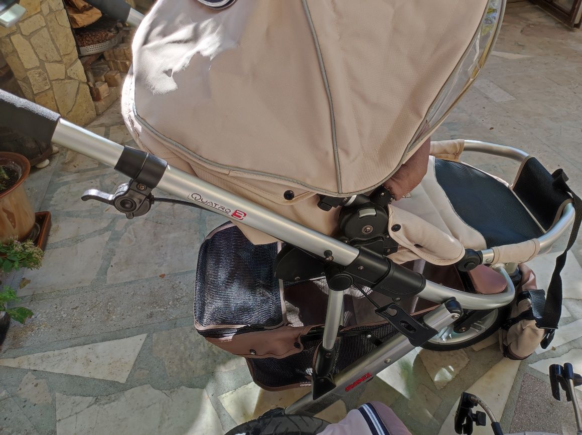 Детска количка две в едно в много добро състояние