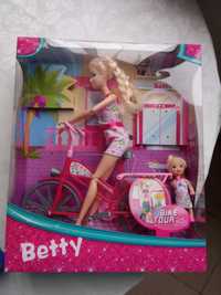 Комплект кукла Betty
