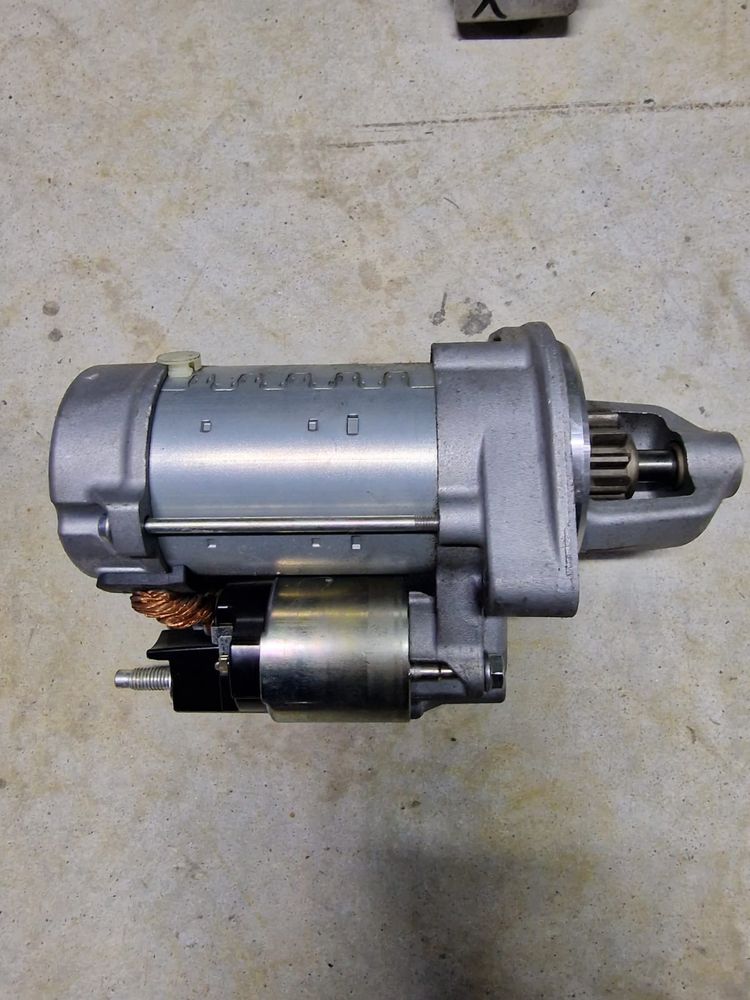 Electromotor BMW g20 g30 g11 g01 motor b48 b38 cod 8621839