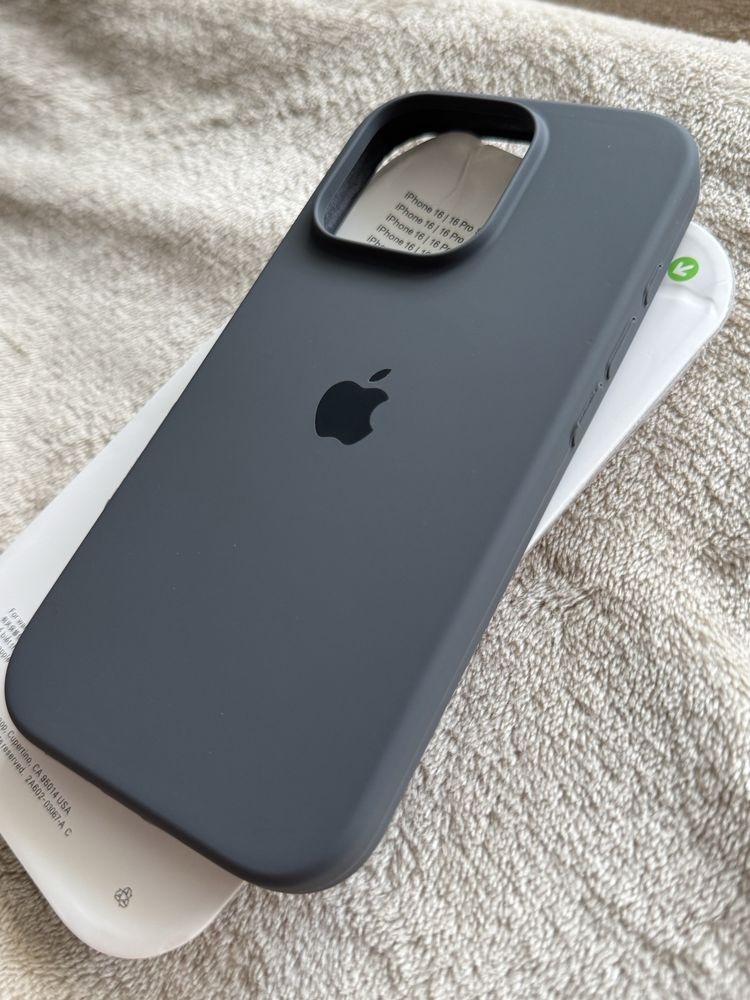 Husa iPhone 16 Pro, gri antracit