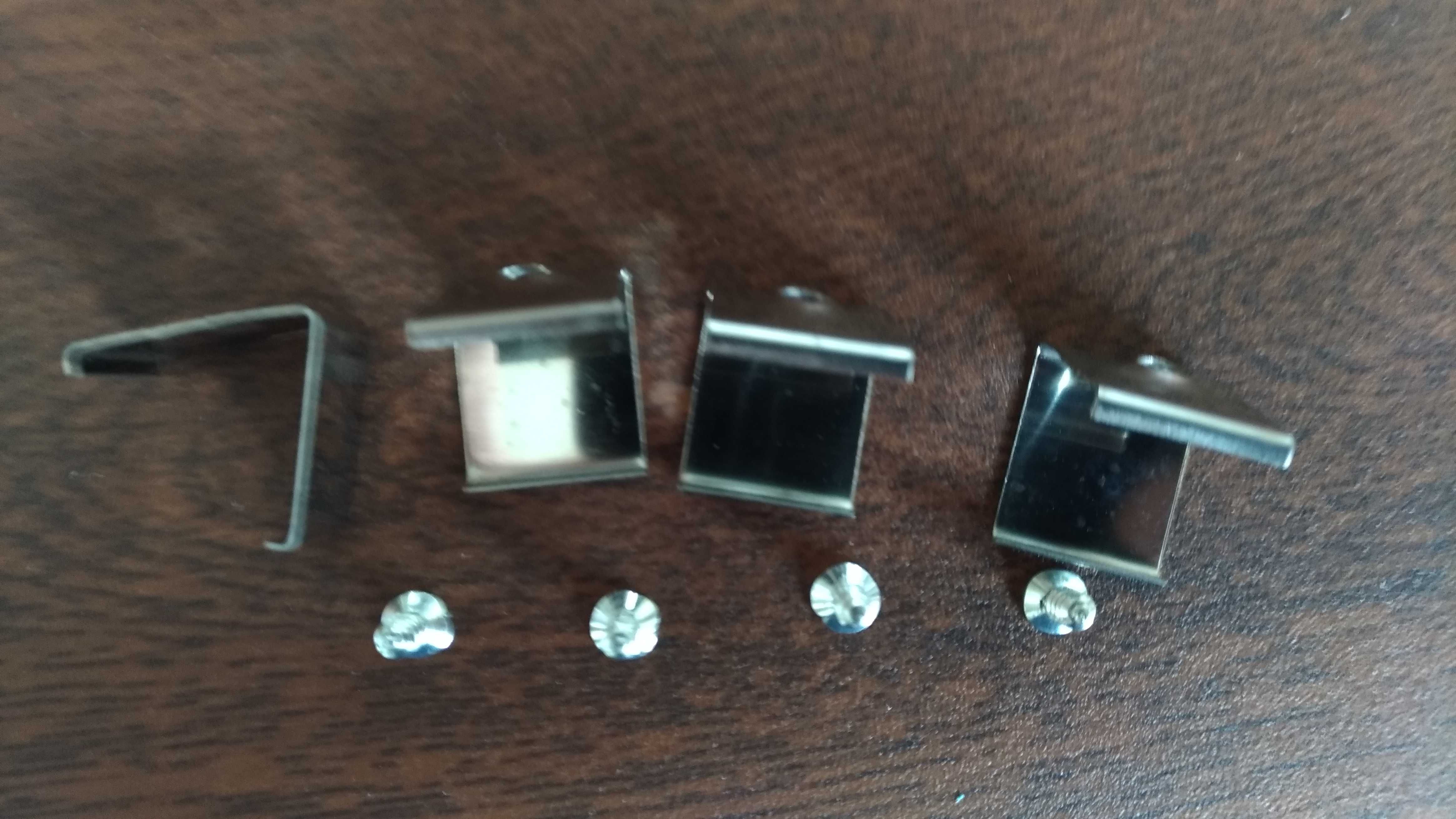 Кмплект тапи и монтажни скоби за LED ъглов профил