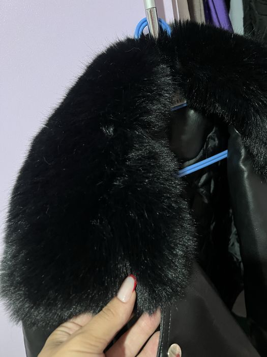 Дамска кожено яке чисто нов