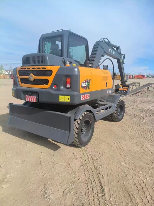 Экскаватор 0.2куб Ташкенте