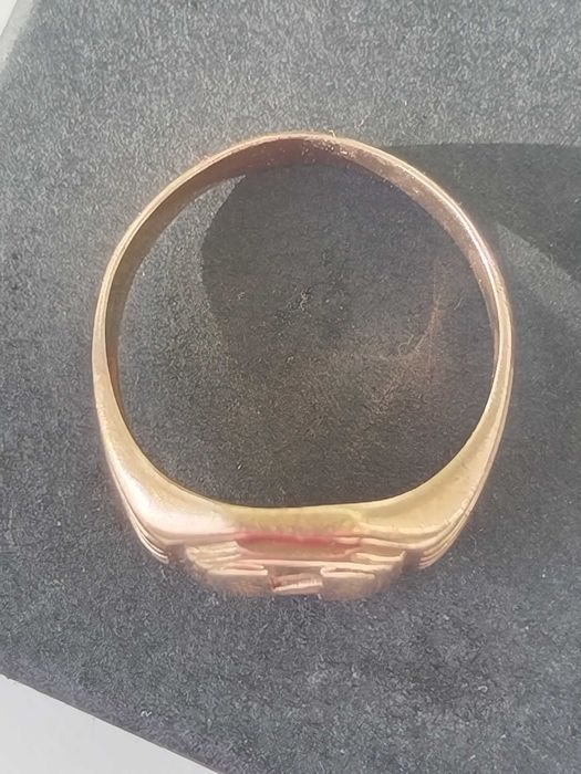 Златен масивен мъжки пръстен 9,90 гр. 14 карата