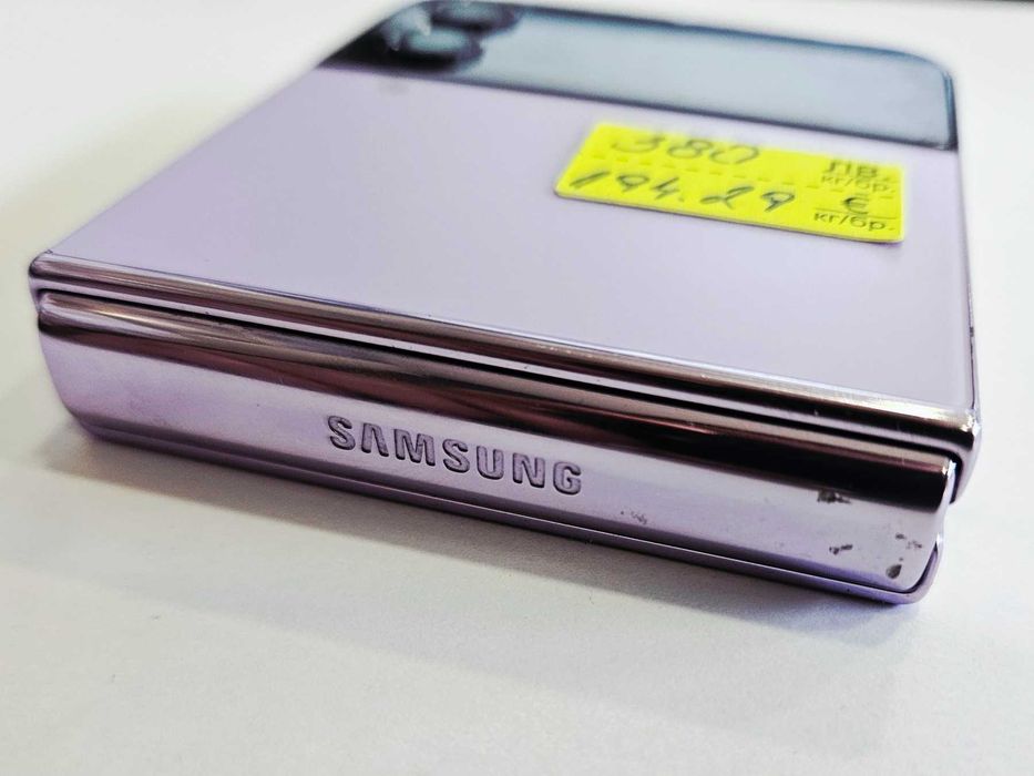 Samsung Galaxy Z Flip 4 8/256  05009-25
