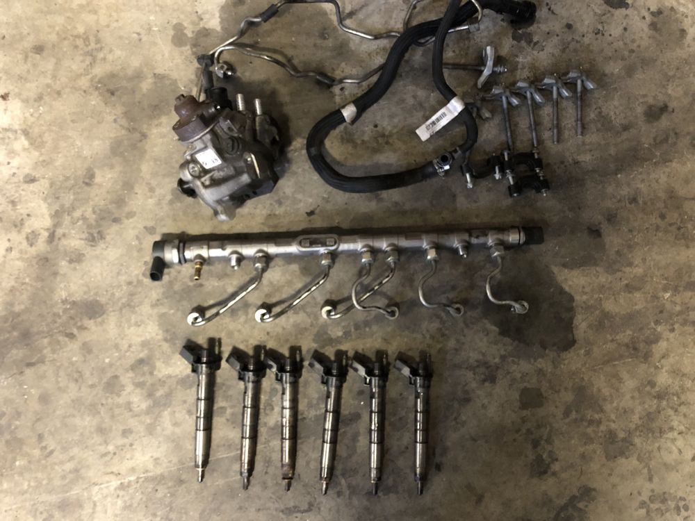 Дюзи/ помпа/ рейл БМВ М50д, 381кс (diuzi GNP bmw m50d)