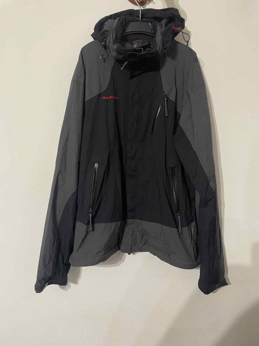 Geaca Mammut (marimea :Xl)