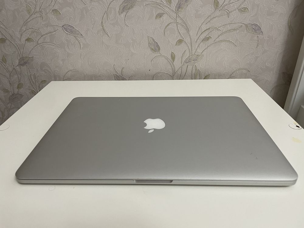 Macbook Pro 15 mid 2012 intel i7