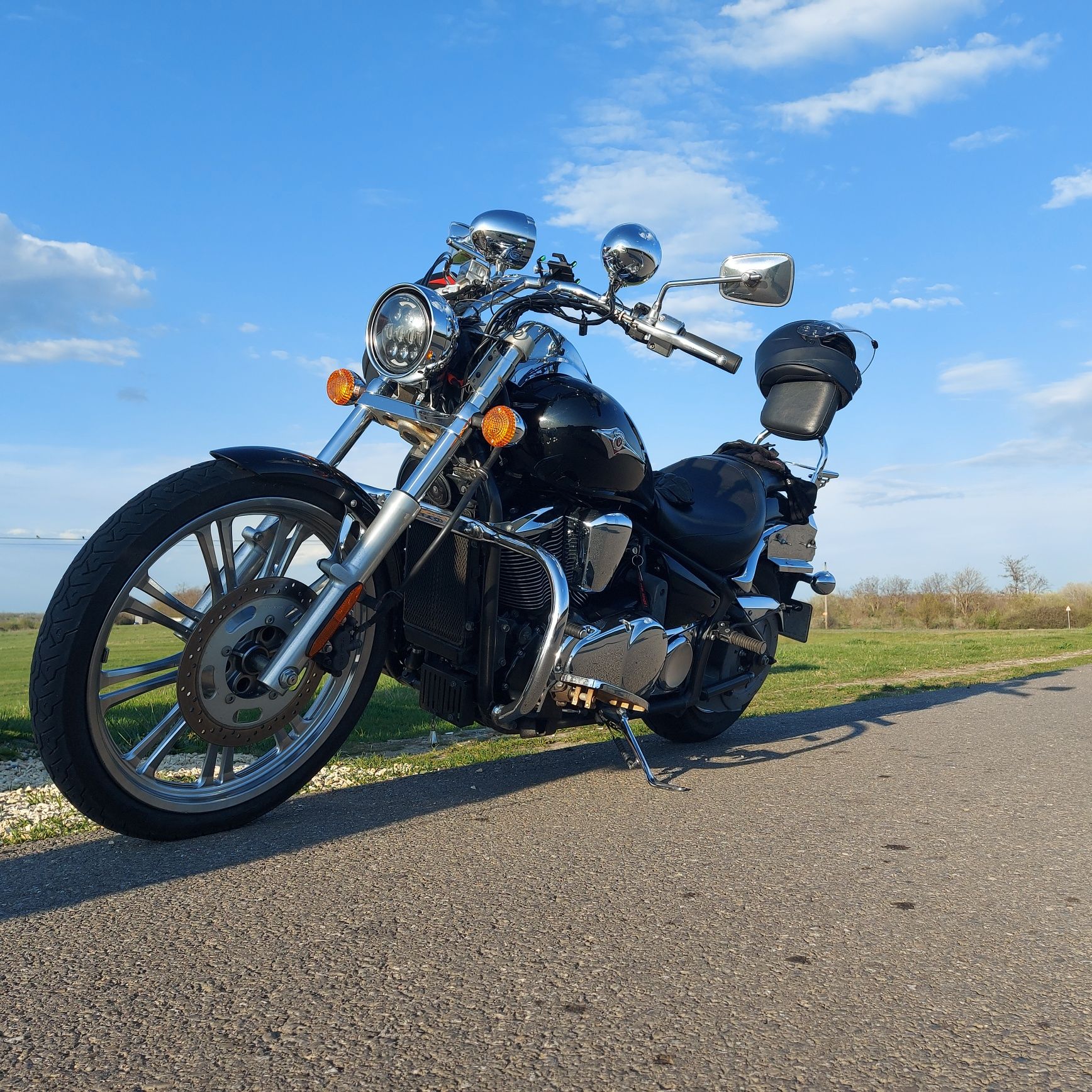 Kawasaki vn900 custom