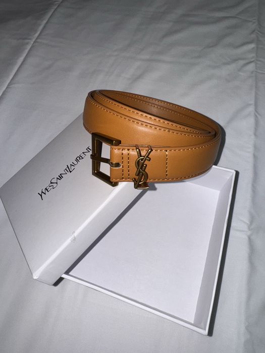 Curea Yves Saint Laurent maro