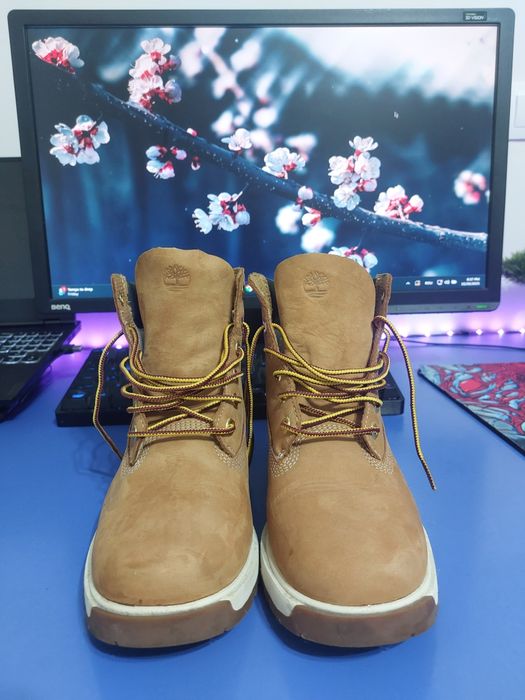 Ghete Timberland Femei
