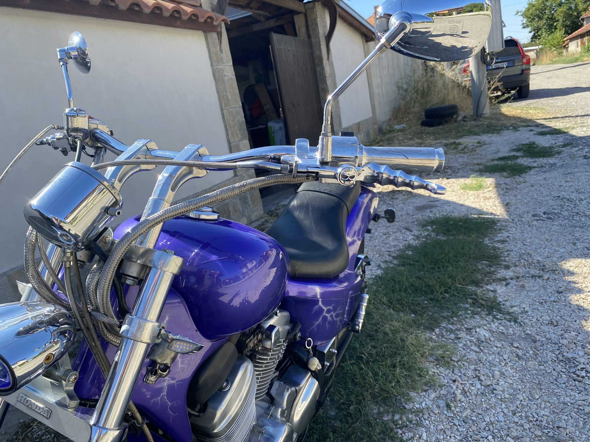 Honda Shadow 600 – Чопър легенда, готов за път!