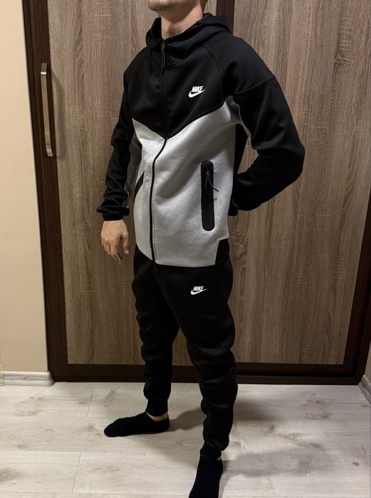 Мъжки комплекти Nike Tech Fleece