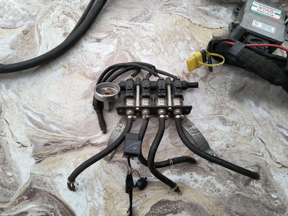 Газов инжекцион STAG  уредба италианска пълен комплект