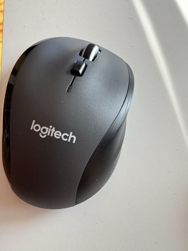 Мишка Logitech MARATHON MOUSE M705