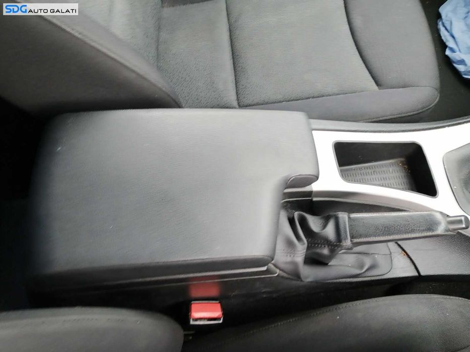 Cotiera Piele cu Consola BMW Seria 3 E90 E91 E92 E93 2004 - 2011