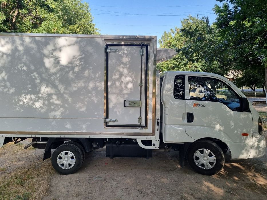 Kia bongo super salon