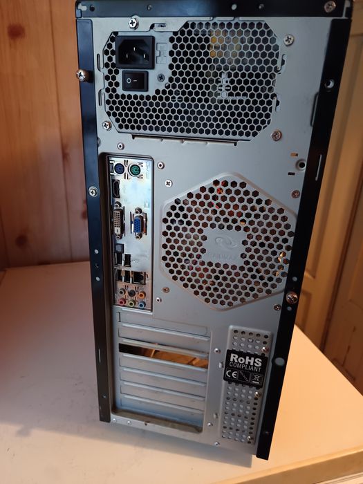 Кутия за компютър