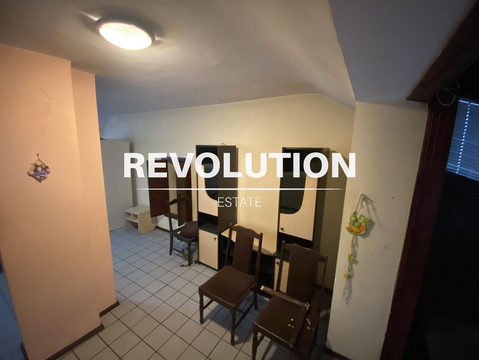 Продава се Двустаен апартамент в Варна, Зимно кино Тракия - 65 кв.м за 1293 €/кв.м - Снимка #3