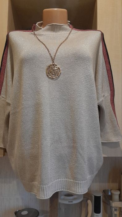 Кофточки женские