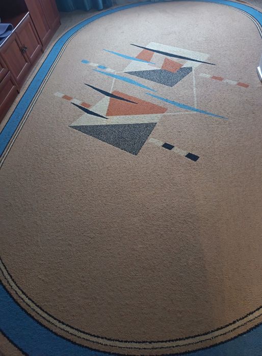 Палас бежевый 3/5