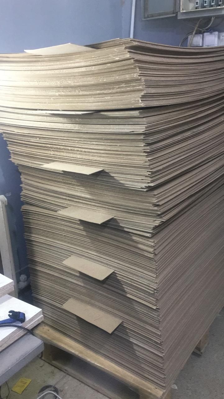 Продается Картон толщина 2 мм