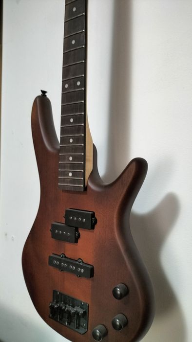 Ibanez GSRM20B-WNF Mikro Bass