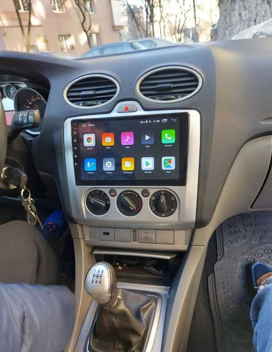 Navigatie Android Dedicata Ford Focus 2 cu Carplay si Android Auto