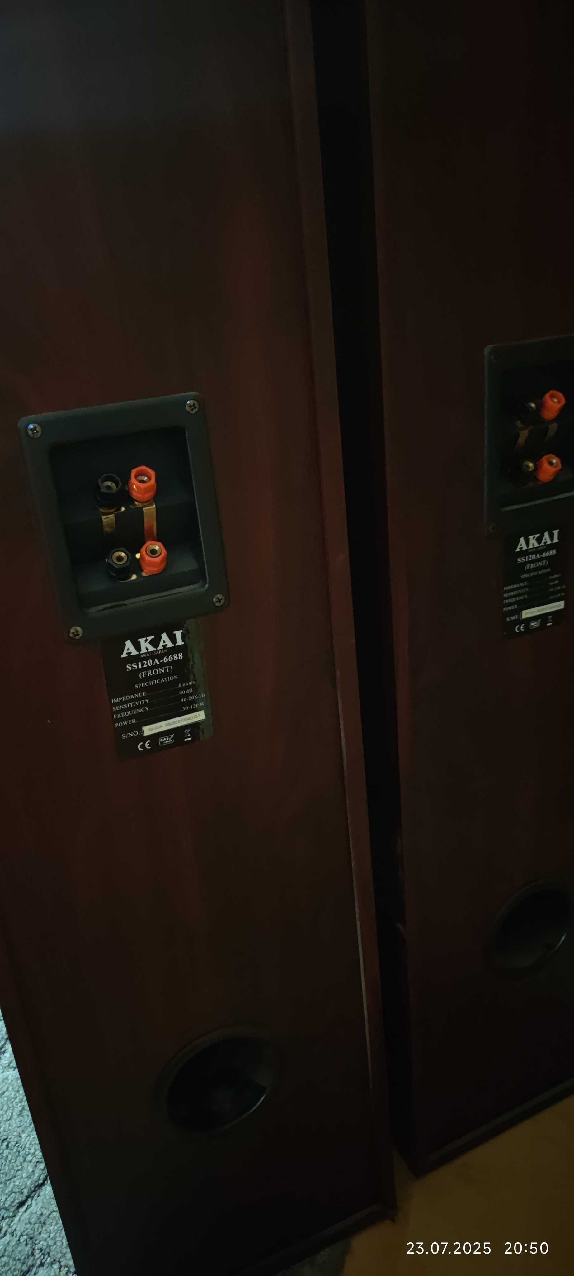 Комплект тонколони AKAI