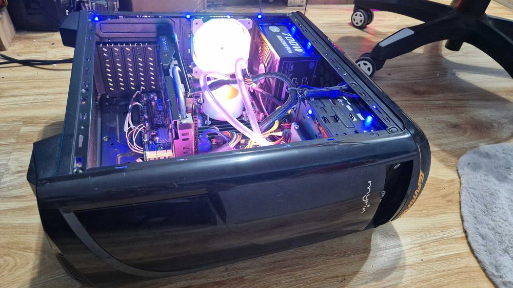 PC Gaming i7 Racire Lichid/RGB/16GB/SSD480+1TB/GTX970/WiFi/W11 1000lei