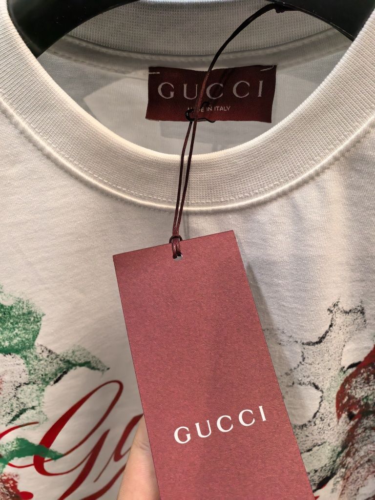 Gcci тениски в черно и бяло