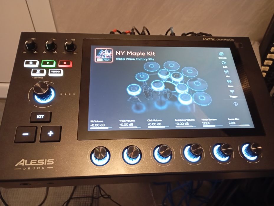 Alesis Strata Prime