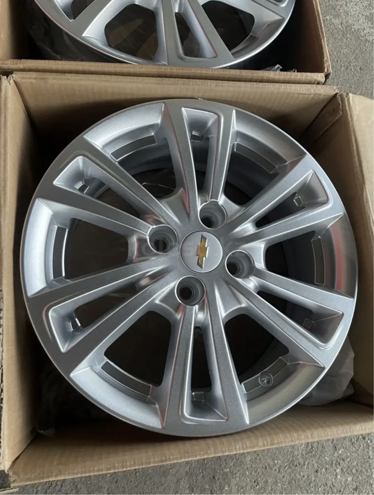 Диски на Кобальт R15 4/100 Оригинал