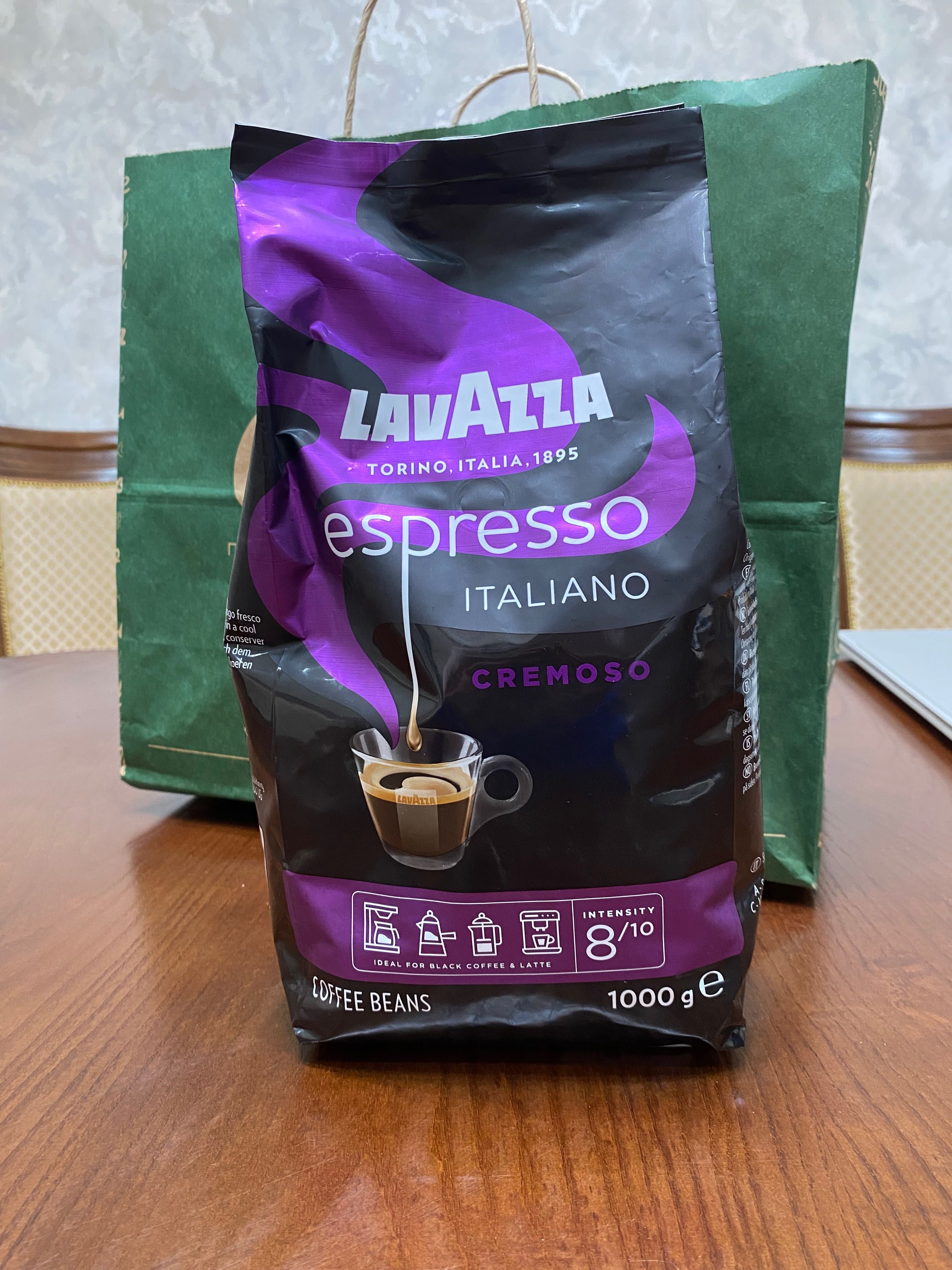 LAVAZZA натуральное итальянское кофе в зернах