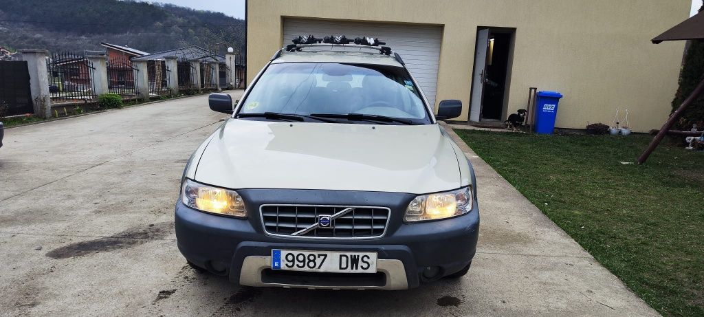 VOLVO XC70 2.4d AWD 185 cv