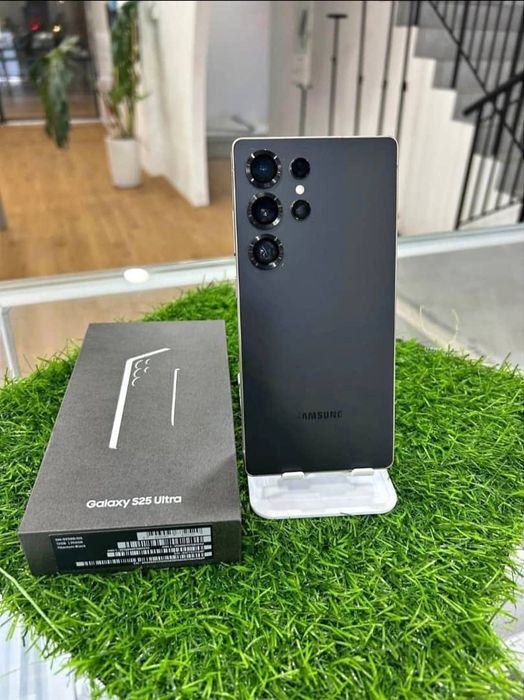 Samsung s25 ultra 256GB чисто нов смартфон