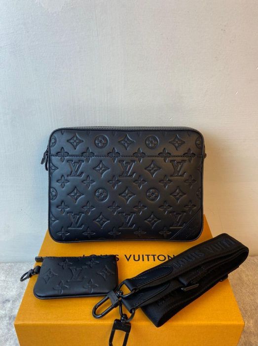 Louis Vuitton Duo