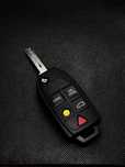 Carcasă cheie Volvo cu 5 butoane – model OEM, cu lamă tip retractabil
