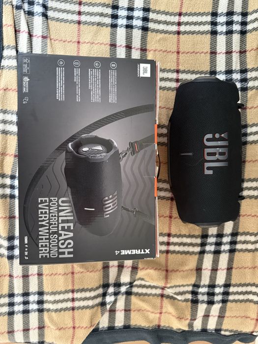 Преносима тонколона JBL Extreme 4